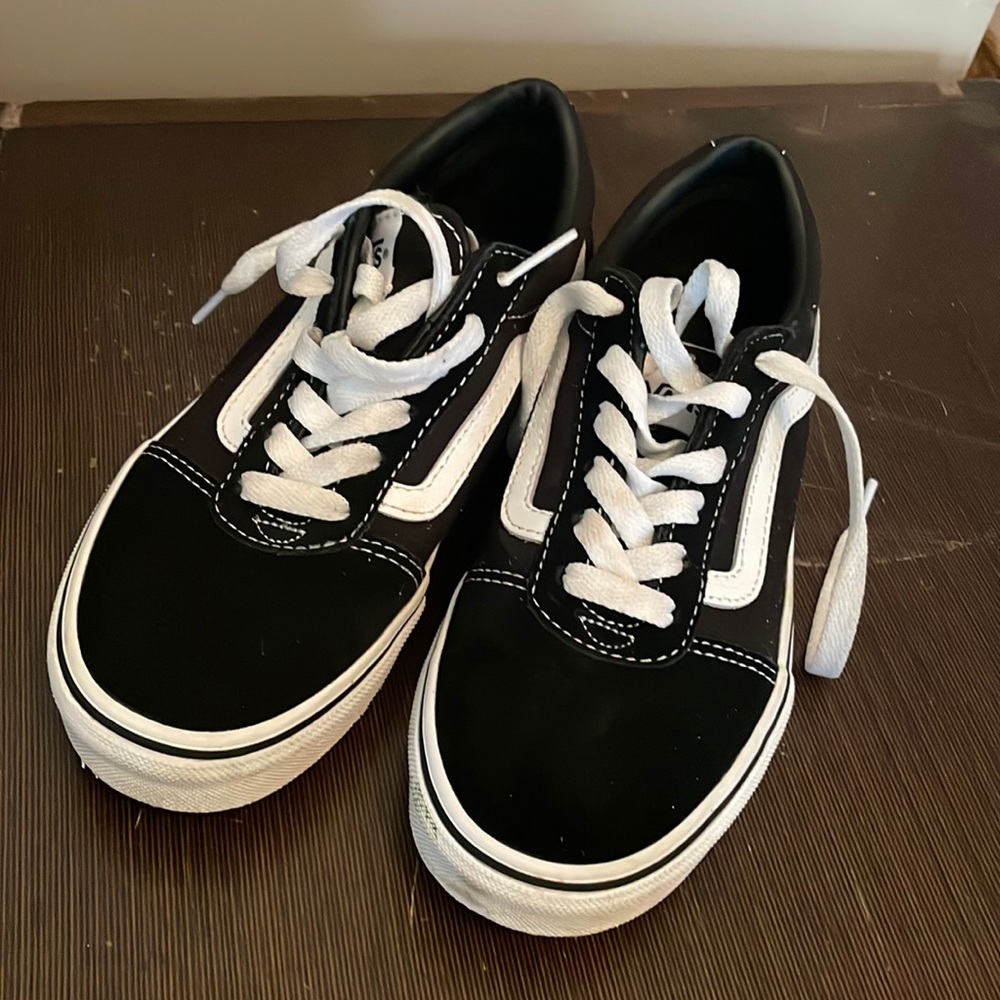 Boys vans euc